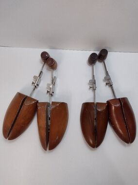 Vintage Wooden Shoe Trees with Adjustable Metal Stretchers - Brown